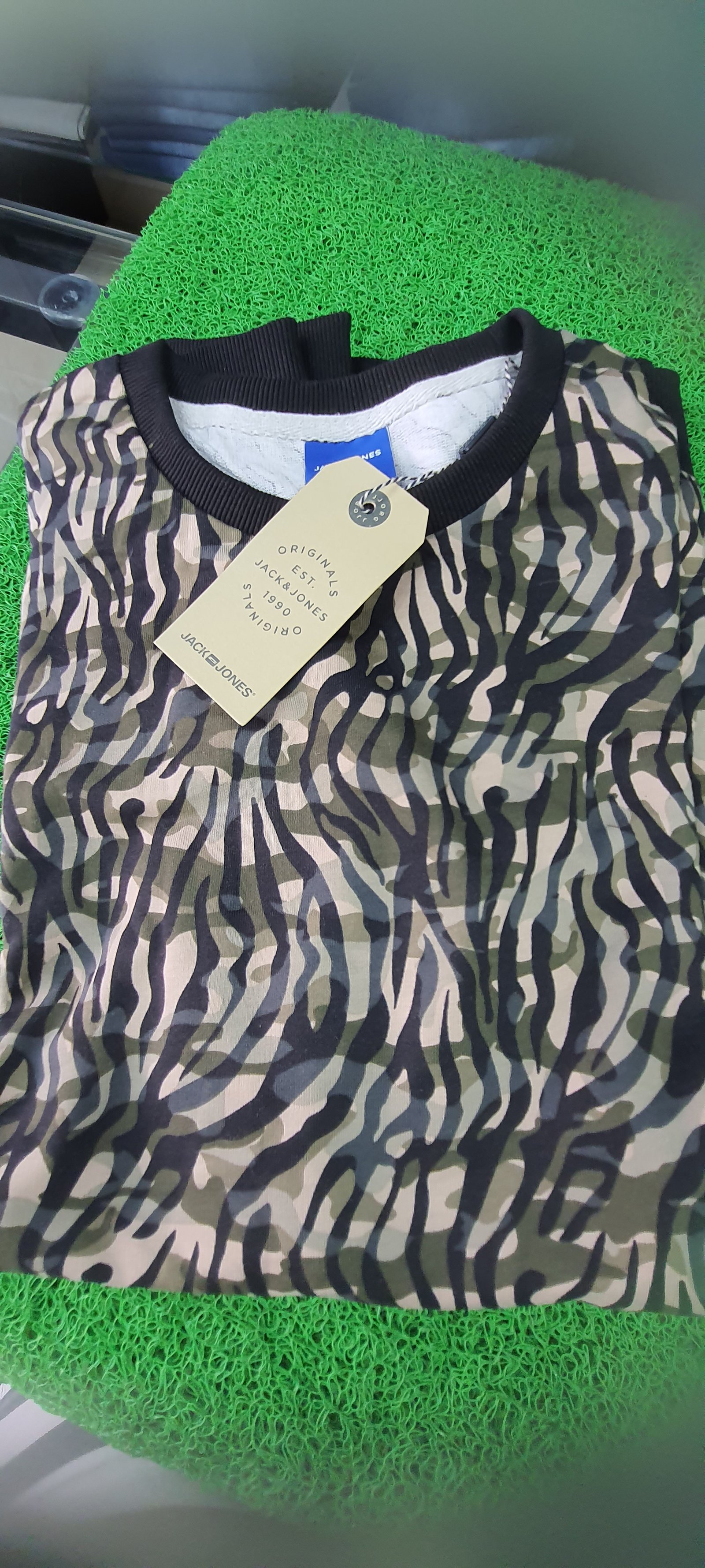 Sweat tshirt